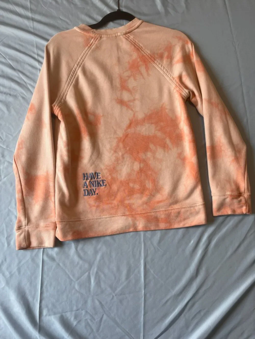 Nike Have A Nike Day Tie Dye Daisy Crewneck Sweatshirt Boys L